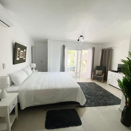 Cabarete Kite Beach Rooms & Condos Exterior photo
